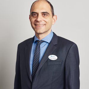 Dr Nikolaos Tsampras