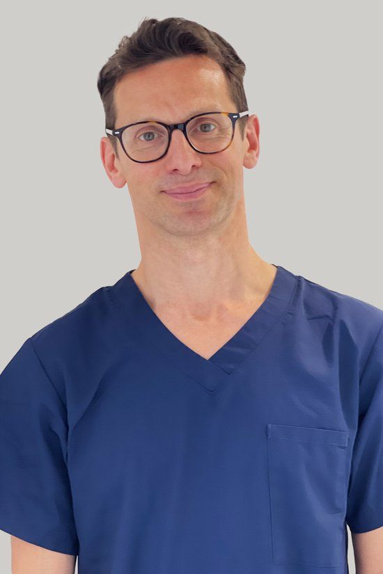 Mr Steve Bromage - Consultant Urological Surgeon and Subspecialist in Urological Cancer and Renal Disease