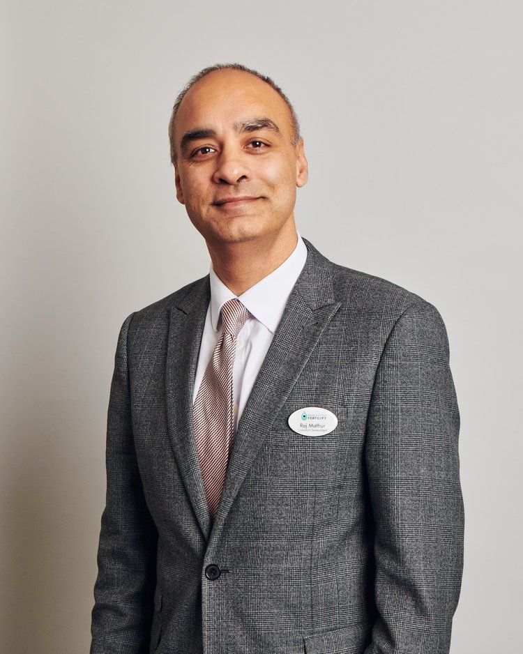 Dr Raj Mathur - Consultant Gynaecologist and Subspecialist in Reproductive Medicine and Surgery