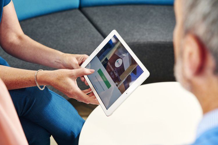 Self-refer online