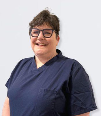 Dr Helen Hunter - Head of Laboratory/PR