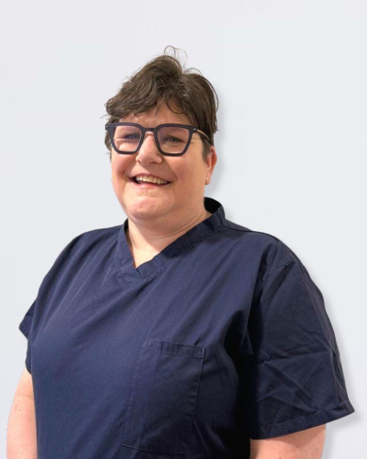 Dr Helen Hunter - Head of Laboratory/PR