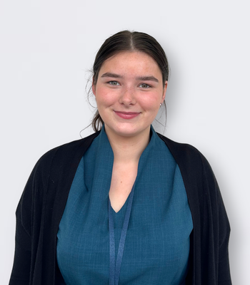 Maddy Smethurst - Customer Service Apprentice
