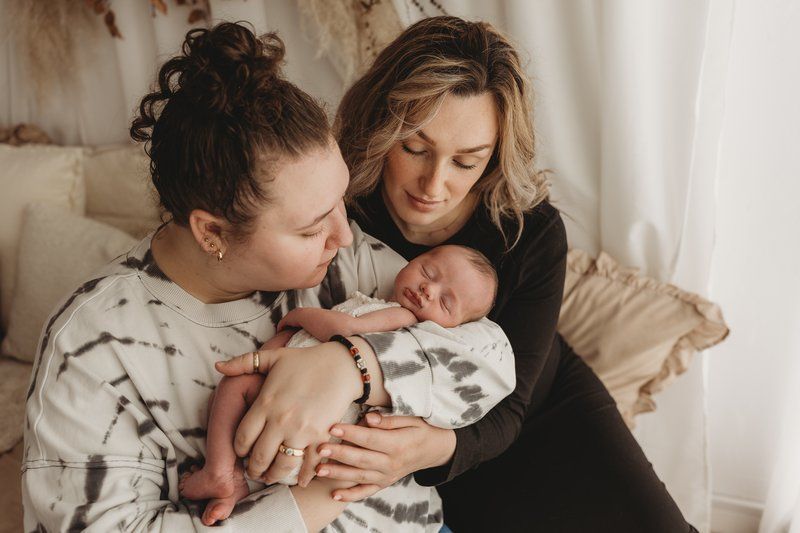 Baby Iris with mothers