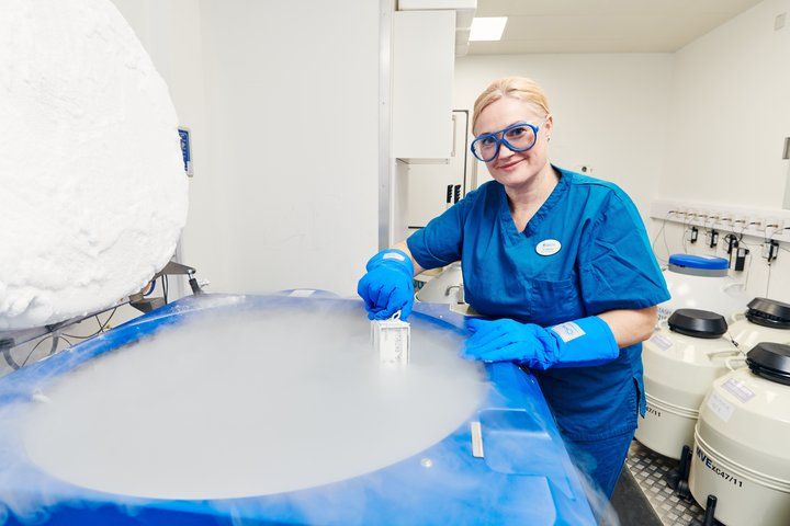 Who should consider egg freezing