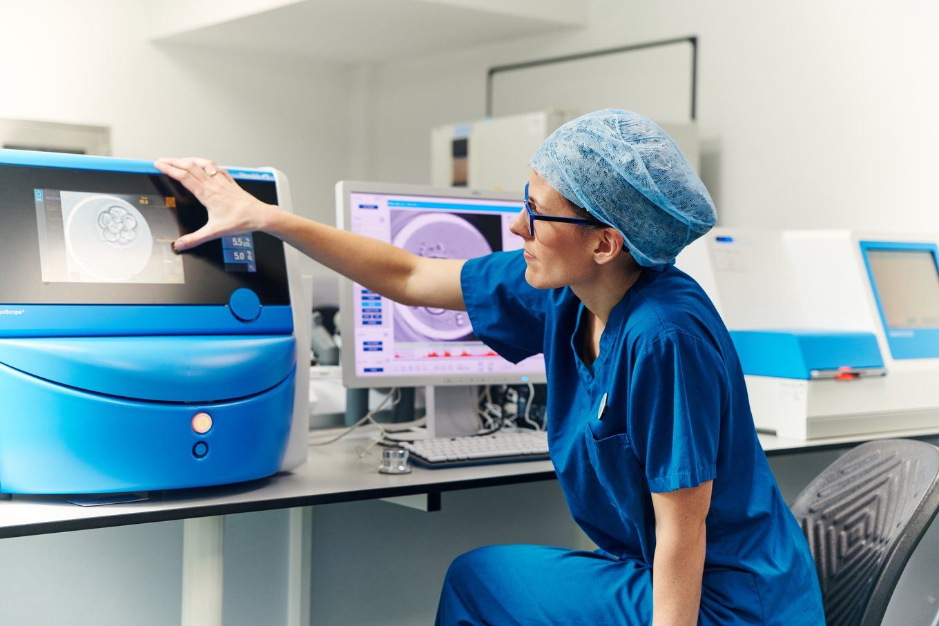 EmbryoScope Time-lapse Embryo Selection | Manchester Fertility