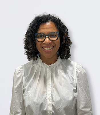 Dr Katerina Bambang - Consultant Gynaecologist and Sub Specialist in Reproductive Medicine