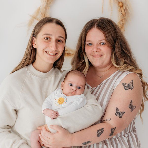 Chloe & Leah